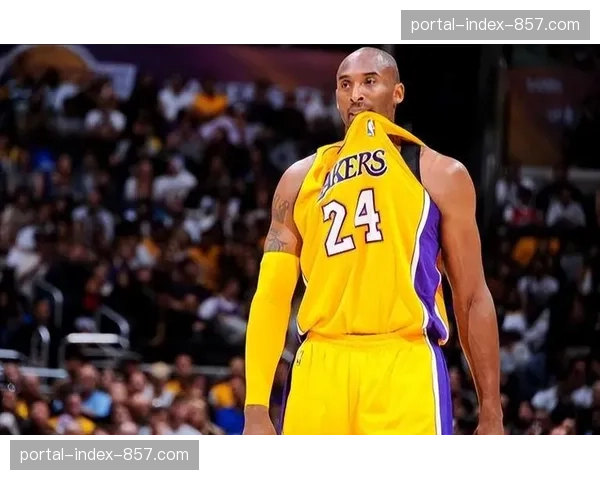 战术板：三月盛行的小球阵容与无限换防，对传统中锋的冲击